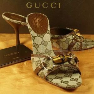 GUCCI ORIGINAL GG SLIDES SIZE 7.5 NEW IN BOX